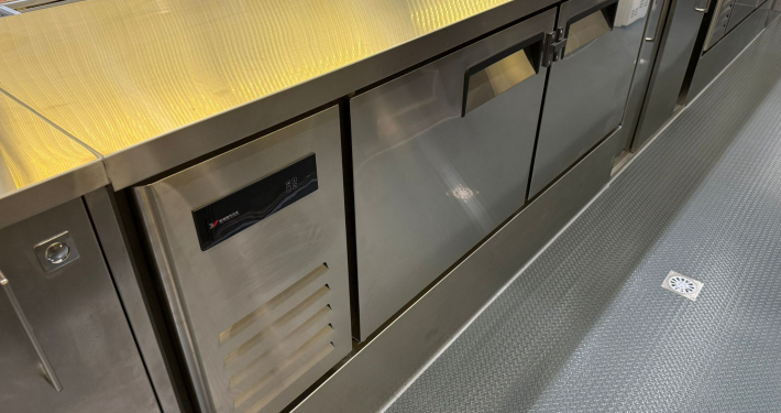 American 6000 Gold 1 (7)